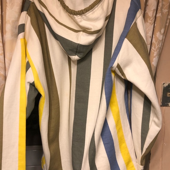 hoodie shirt - Picture 4 of 4